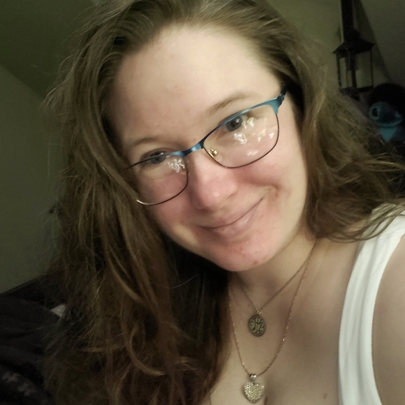 Meet your Posher, Jessica - Picture 1 of 1